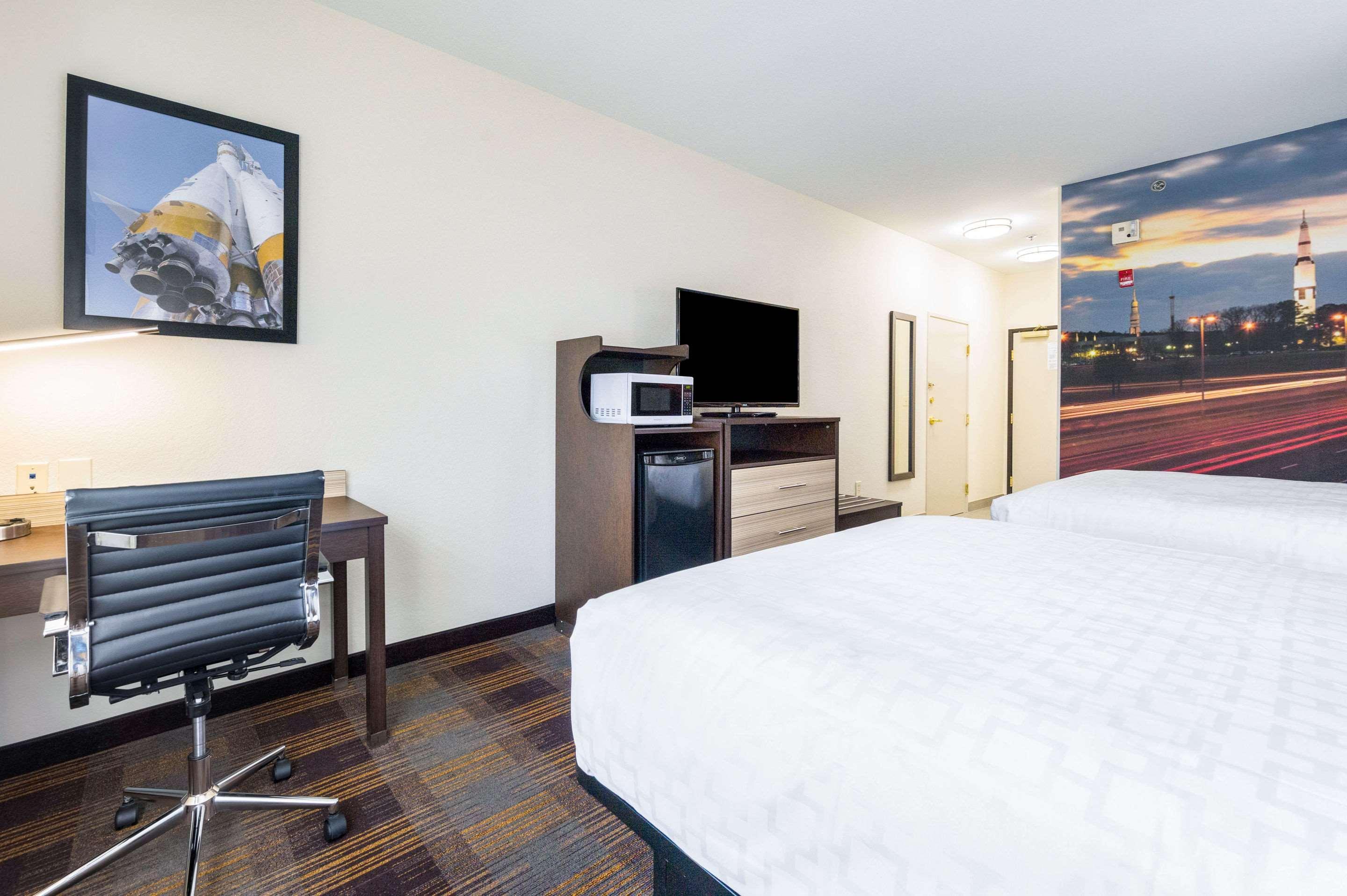 Clarion Pointe Madison-Huntsville Екстериор снимка