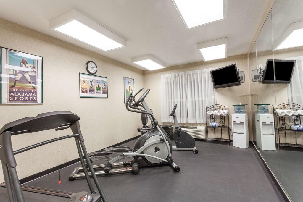 Clarion Pointe Madison-Huntsville Екстериор снимка