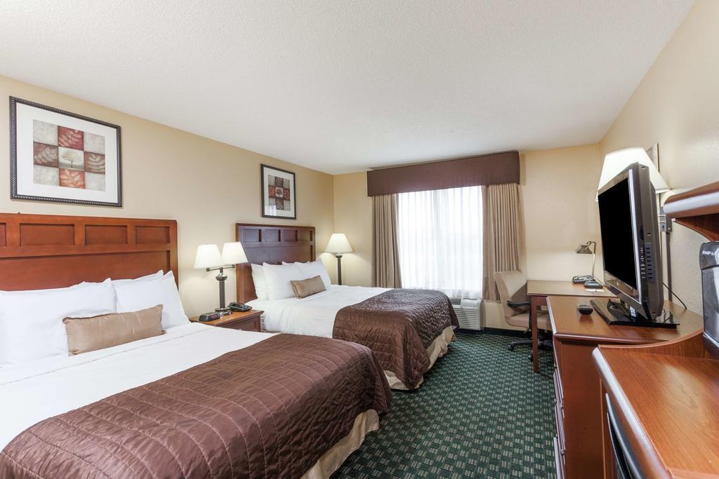 Clarion Pointe Madison-Huntsville Екстериор снимка