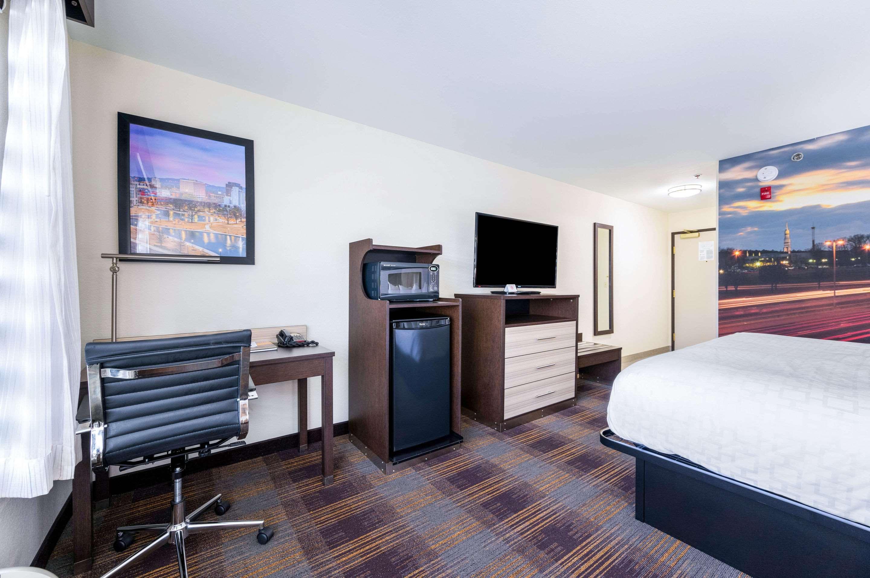 Clarion Pointe Madison-Huntsville Екстериор снимка