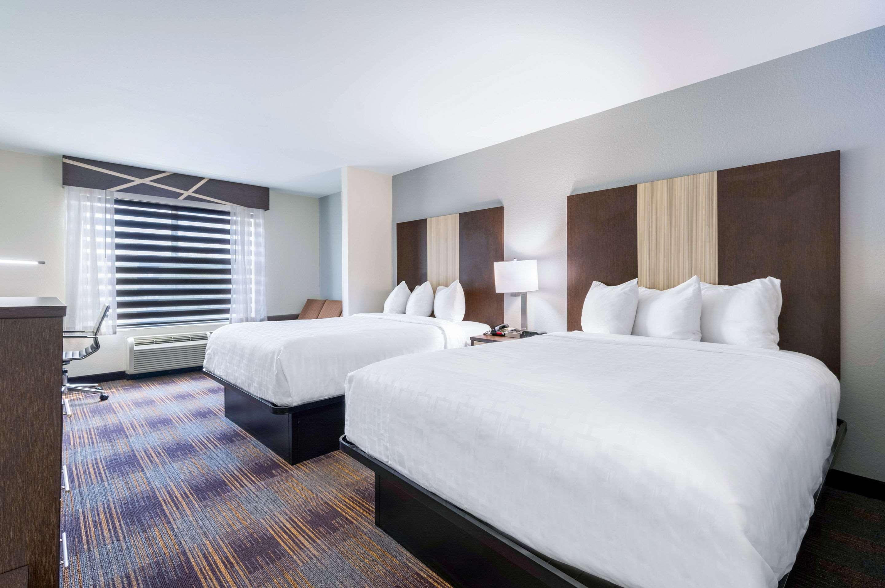 Clarion Pointe Madison-Huntsville Екстериор снимка