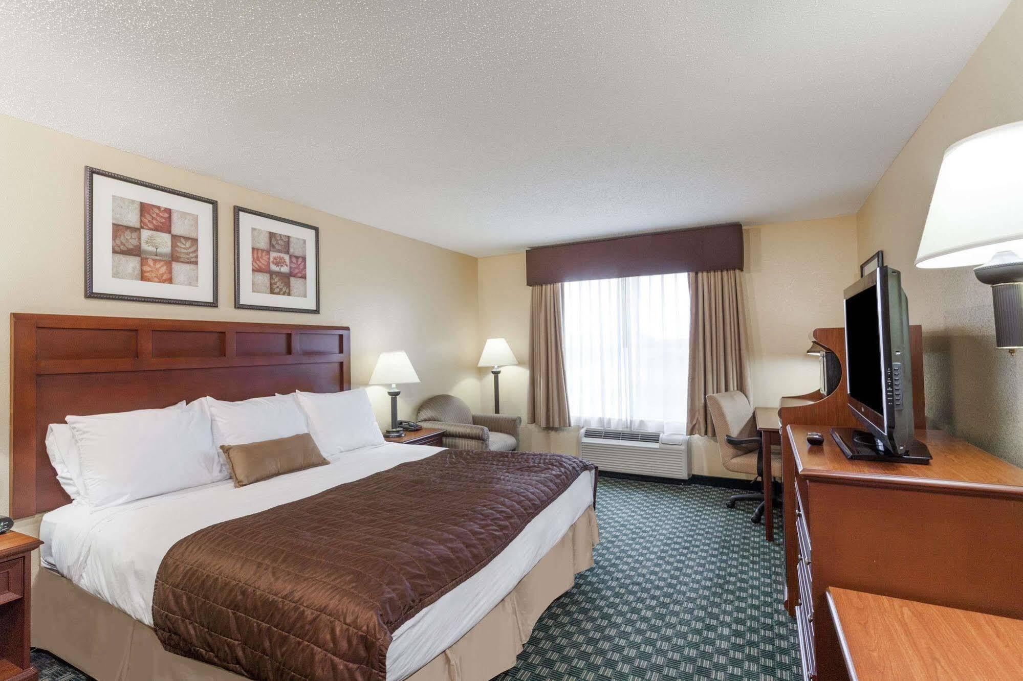 Clarion Pointe Madison-Huntsville Екстериор снимка
